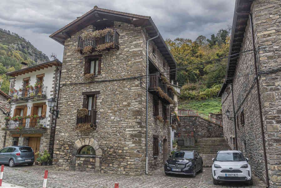 Comunidad Foral de Navarra 184 - Urzainqui.jpg